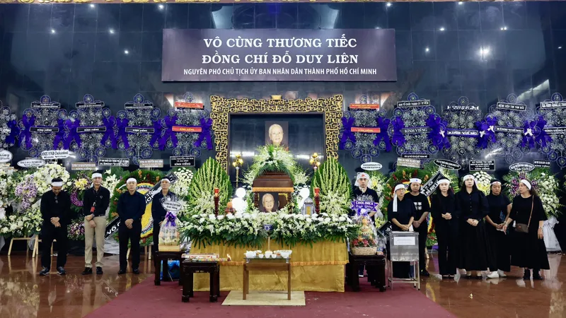 Tiễn đưa đồng chí Đỗ Duy Liên về nơi an nghỉ cuối cùng
