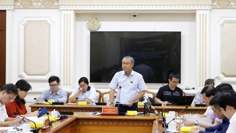 Quang cảnh buổi giám sát