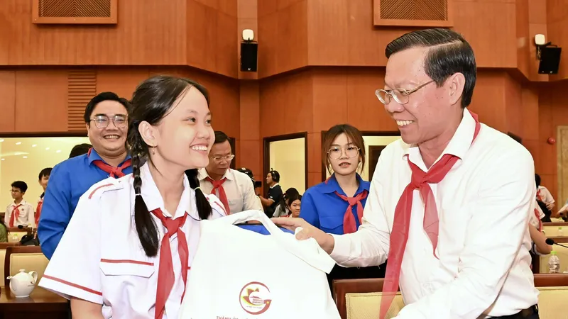 Tạo mọi điều kiện thuận lợi để thiếu nhi phát triển toàn diện