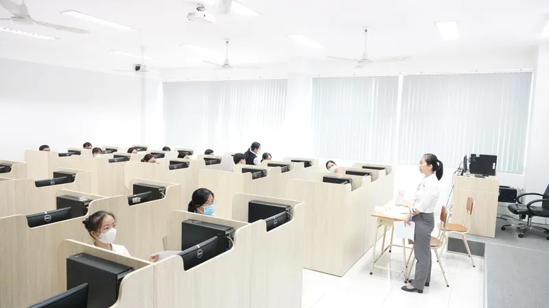Thí sinh dự kỳ thi tuyển công chức TPHCM năm 2023
