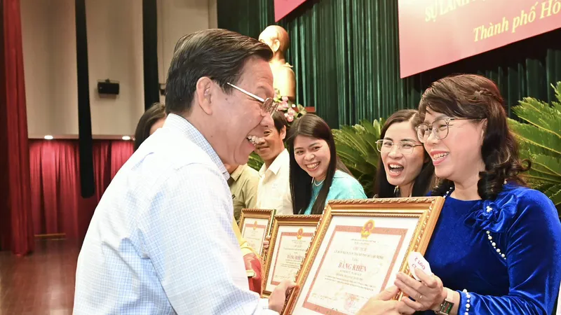 Đồng chí Phan Văn Mãi: Mở rộng chính sách tín dụng cho sinh viên cả nước học tại TPHCM được vay vốn ưu đãi
