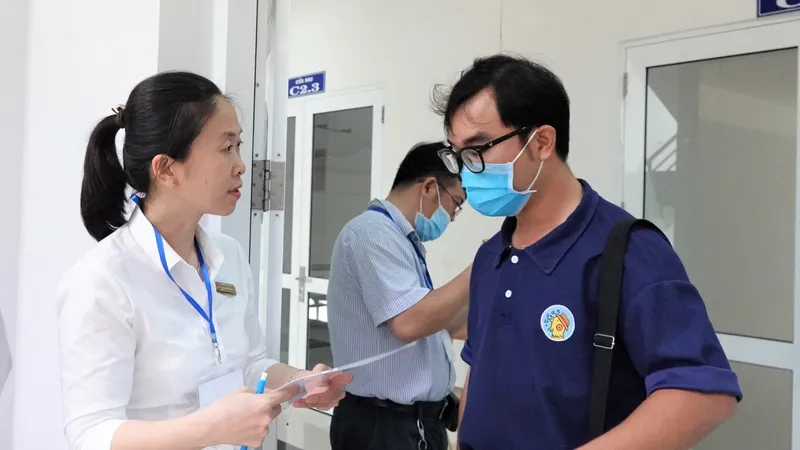 Thí sinh tham gia kỳ thi tuyển công chức năm 2023 do UBND TPHCM tổ chức 