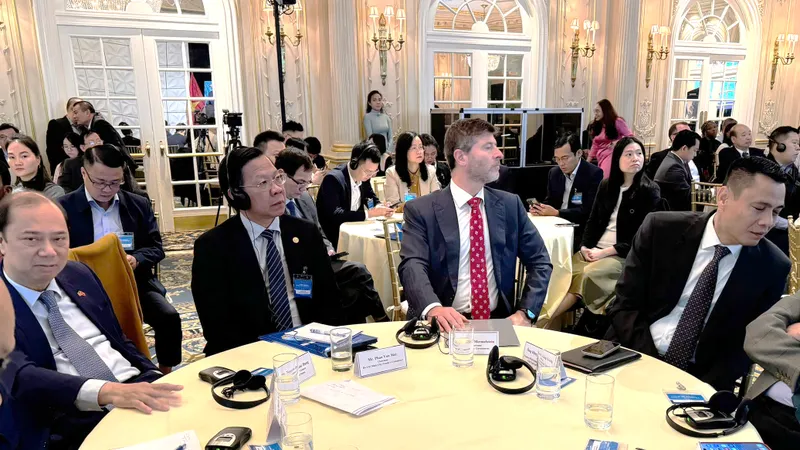 Doanh nghiệp Hoa Kỳ muốn hợp tác đưa trí tuệ nhân tạo vào trường học tại TPHCM