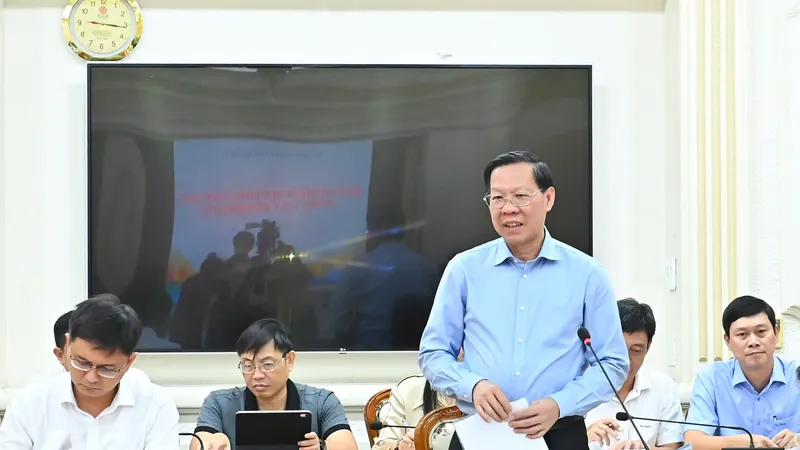 Chủ tịch UBND TPHCM Phan Văn Mãi: Giải quyết dứt điểm vướng mắc, sớm đưa các dự án phục vụ nhân dân