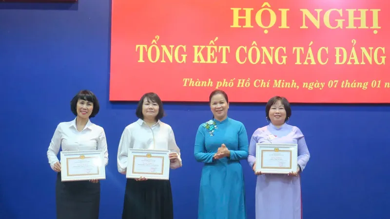 Bưu điện TPHCM sắp xếp biên chế hợp lý, đồng bộ với tổ chức sản xuất