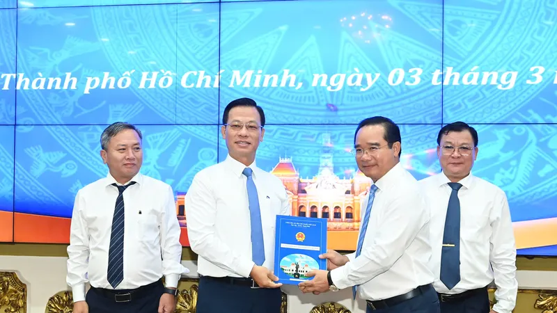 TPHCM hợp nhất, thành lập các ban quản lý đô thị