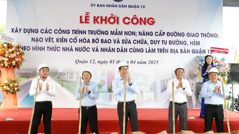 Quận 12 khởi công loạt công trình Nhà nước và nhân dân cùng làm