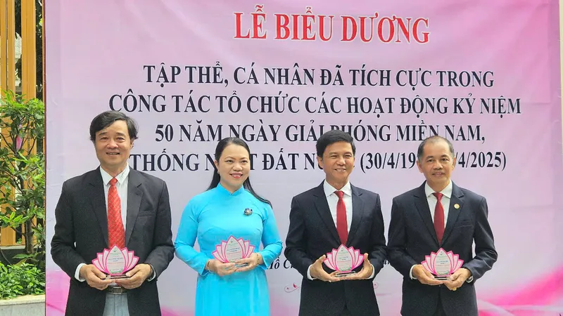 Tuyên dương các tập thể, cá nhân tích cực trong công tác về người Việt Nam ở nước ngoài