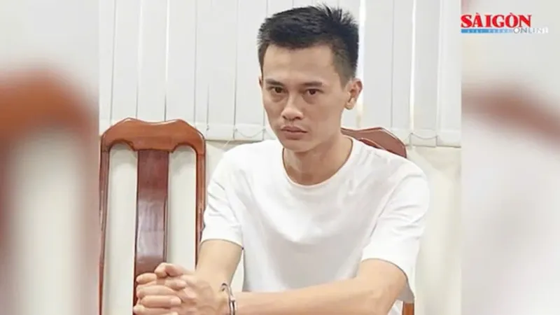 Phan Công Khanh tại cơ quan công an