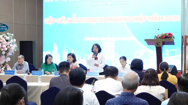 Nhiều vấn đề "nóng" được doanh nghiệp đặt ra khi đối thoại với lãnh đạo phường Bến Thành (TPHCM)