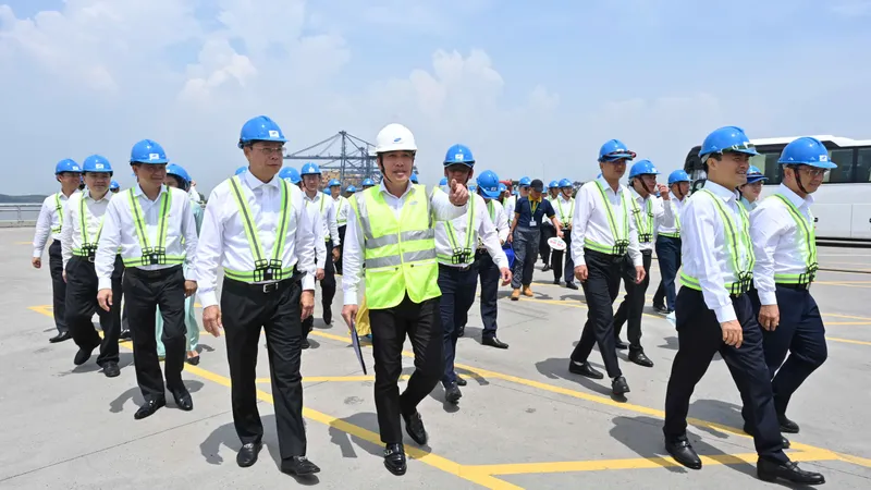Xác lập tư duy và tầm nhìn dài hạn gắn với định hướng phát triển TPHCM