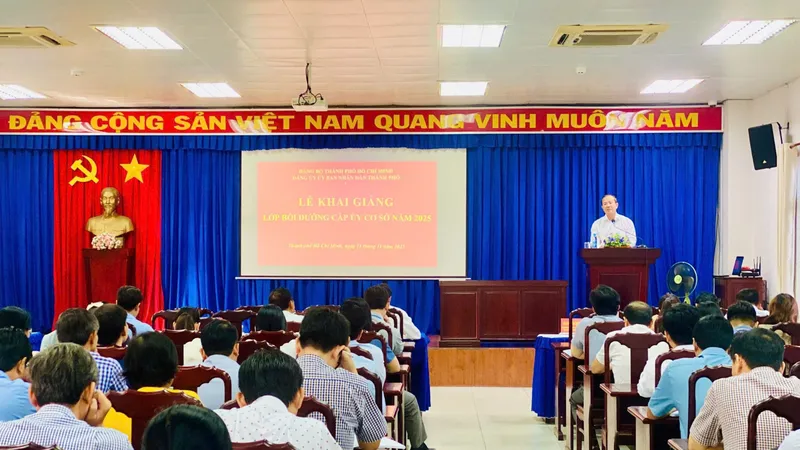 TPHCM bồi dưỡng, cập nhật nghiệp vụ cho cấp ủy cơ sở
