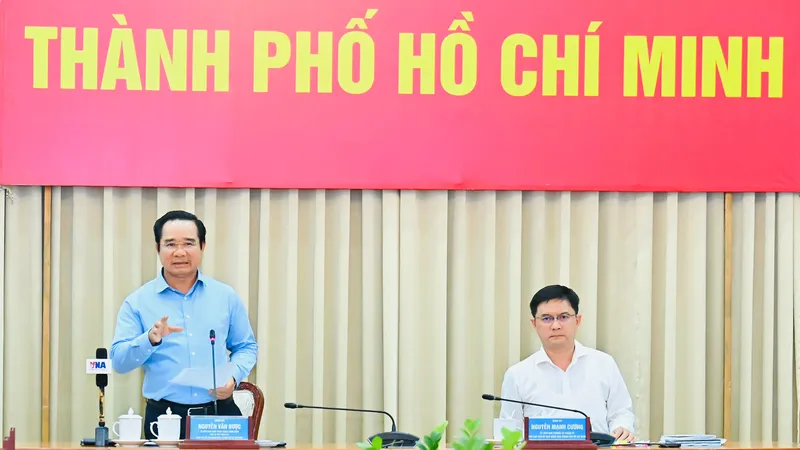 Chủ tịch UBND TPHCM: Chuyển trạng thái từ “hoàn thành nhiệm vụ” sang “tạo bứt phá”