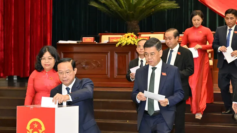 Bầu 7 Phó Chủ tịch UBND TPHCM nhiệm kỳ 2026-2031