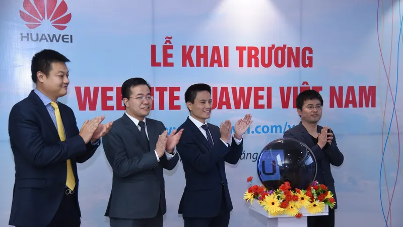 Huawei Việt Nam khai trương website 