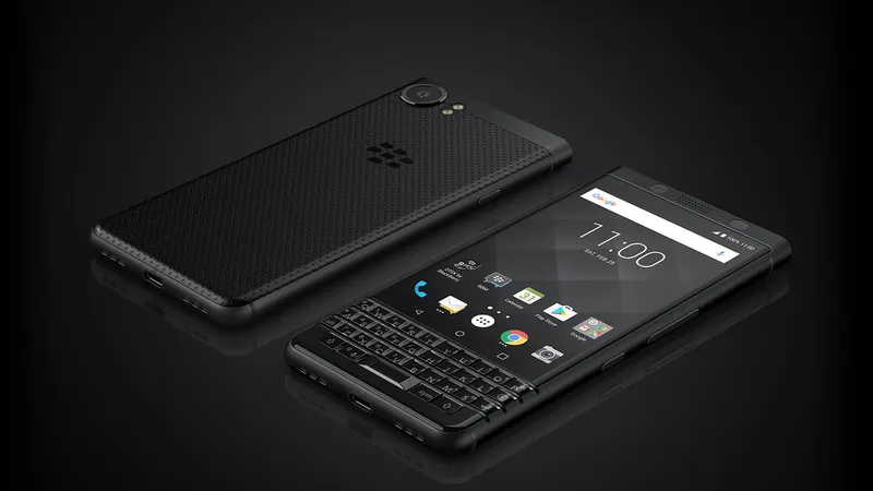BlackBerry KEYone Black Edition với giá gần 16 triệu đồng 