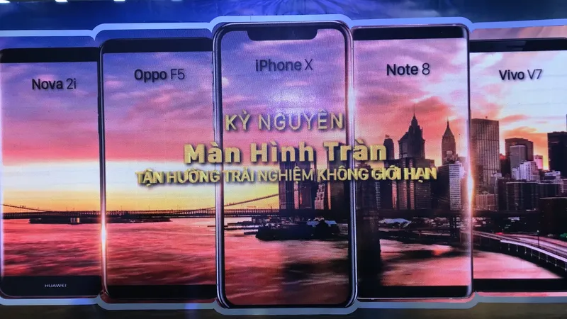 Năm hãng di động thiết bị với màn hình tràn tại Thế Giới Di Động 