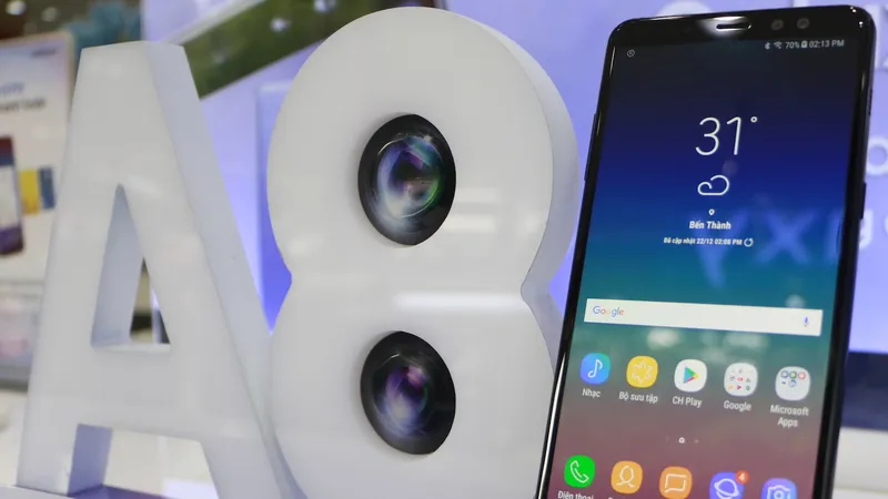 Bộ đôi Galaxy A8/A8+ đã lên kệ chính thức tại FPT Shop