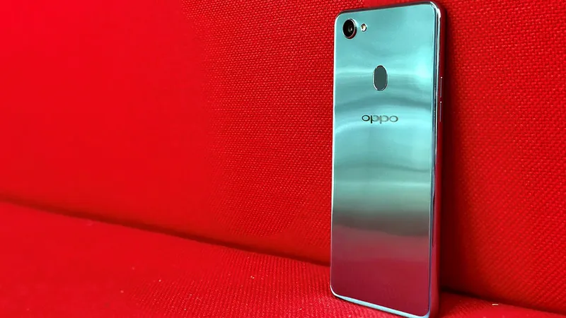 F7, chiếc di động mới nhất của OPPO tại thị trường Việt Nam