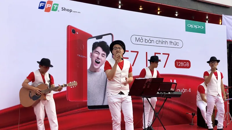 Mở bán OPPO F7 tạii FPT Shop