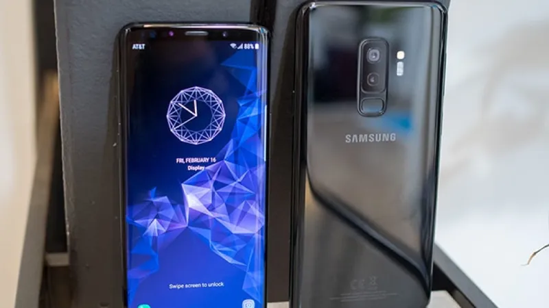 Galaxy S9 và S9 Plus nổi bật với camera khẩu độ kép 