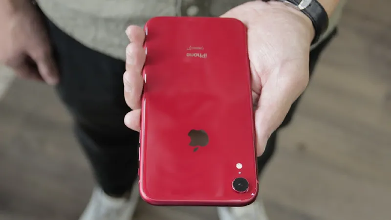 iPhone Xr với bản màu đỏ