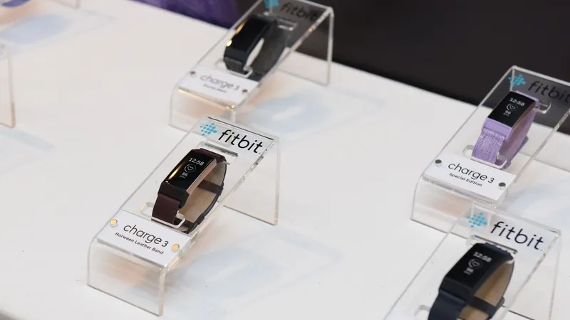 Charge 3 mới được chế tạo từ các vật liệu nhẹ, đặc biệt thiết bị sử dụng lớp vỏ nhôm Aluminium