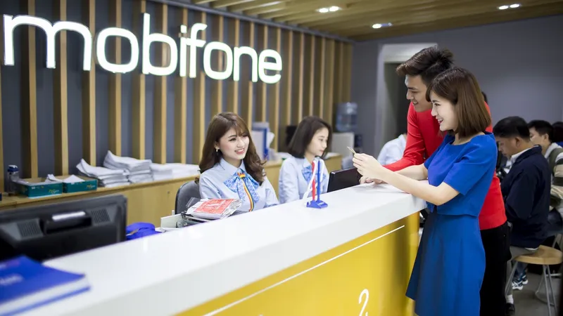 MobiFone luôn âng cao chất lượng dịch vụ để chăm sóc khách hàng