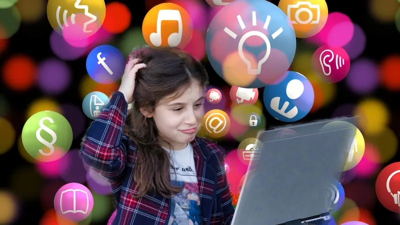 Phụ huynh cần giải pháp tốt khi con em online