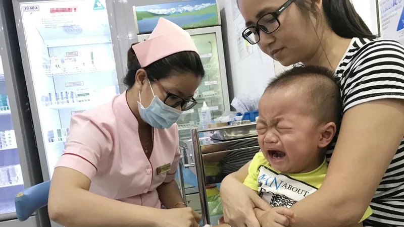 Dịch sởi tăng và diễn biến phức tạp: Lỗ hổng trong công tác phòng ngừa