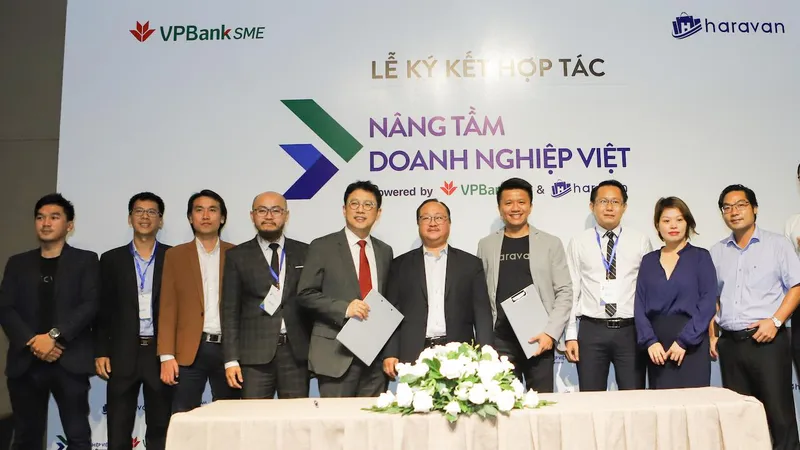 Haravan cùng VPBankSME ký kết hợp tác 