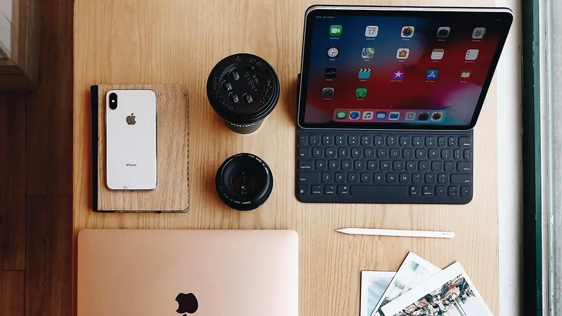 Các sản phẩm Apple chính hãng tại FPT Shop