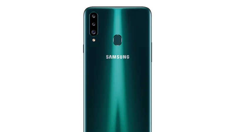 Galaxy A20s với màu xanh ngọc lục ấn tượng