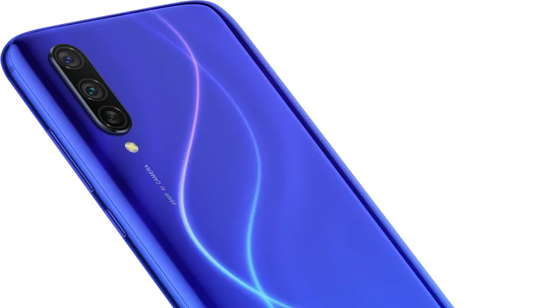 Xiaomi MI 9 Lite với thiết kế logo LED đổi màu 