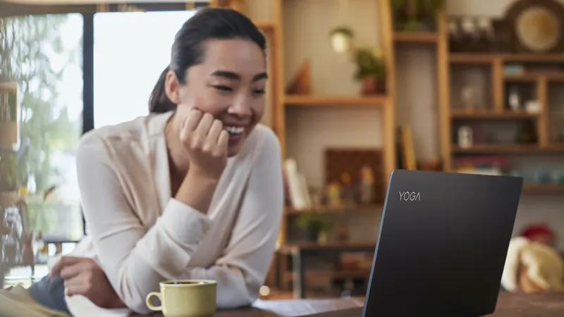 Yoga S740 của Lenovo 