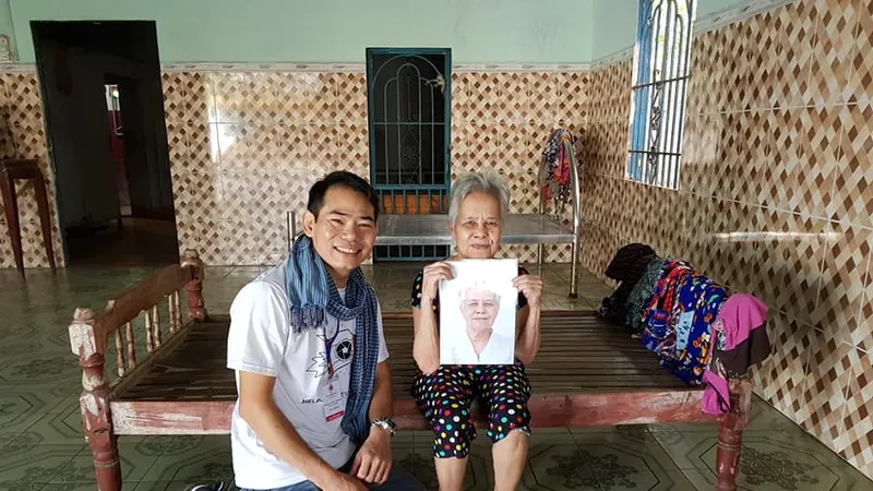 Help-Poirtrait lần thứ 10 với chủ đề “10 năm hy vọng” 