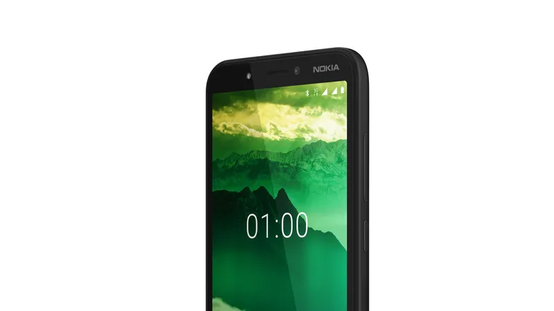  Nokia C1: Sở hữu màn hình 5.45 inch cùng kết nối 3G 