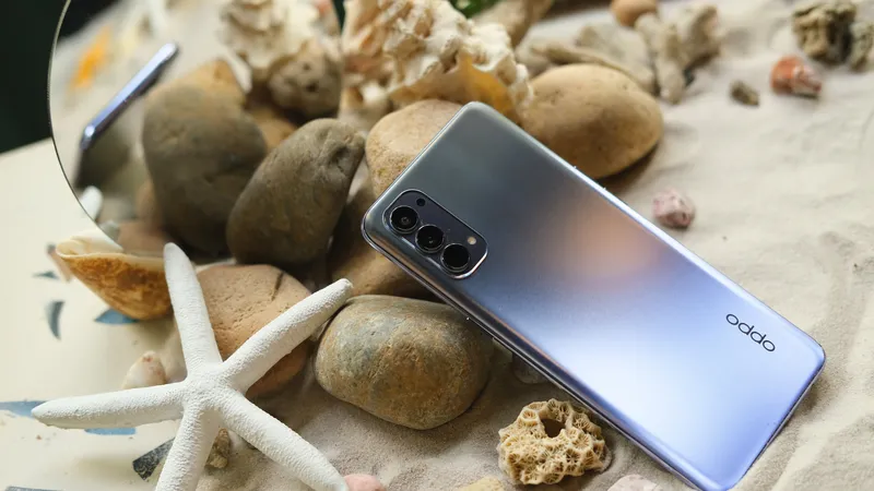  Reno4 phiên bản "Tím Khói" 