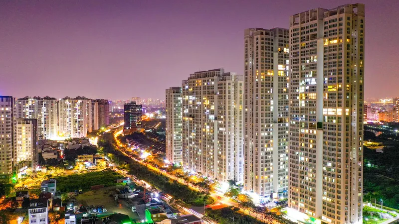 Nhà Bè từng ngày phát triển. Ảnh: HOÀNG HÙNG