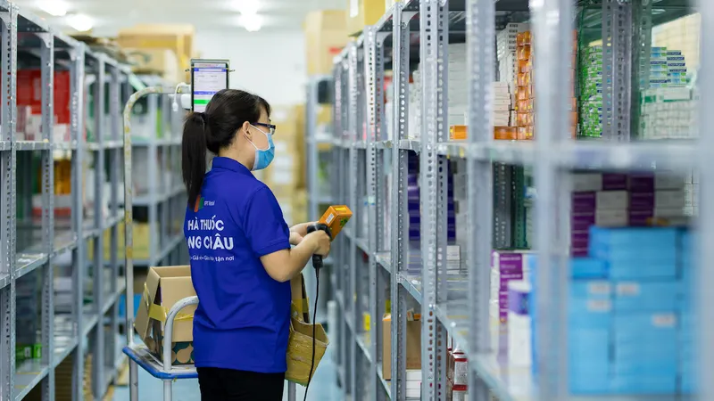 Hệ thống nhà thuốc FPT Long Châu được quản lý hiện đại 