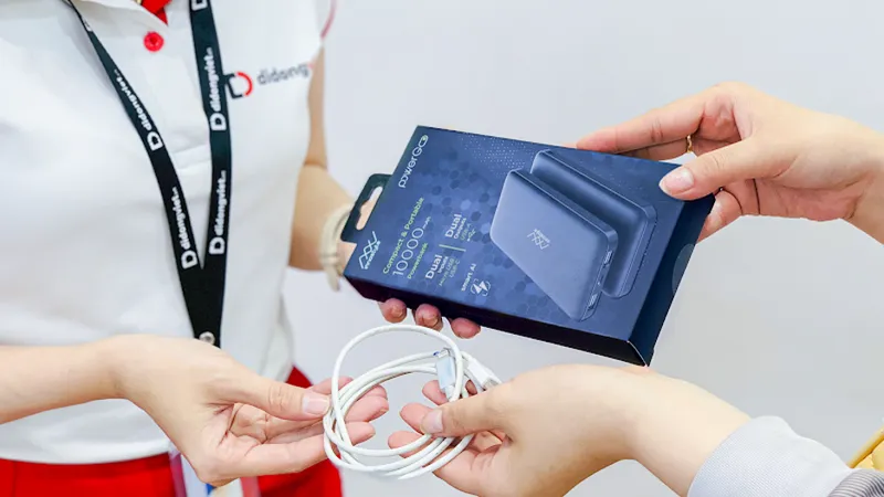 Thu phụ kiện cũ đổi pin dự phòng Innostyle Powergo 10.000mAh tại hệ thống Di Động Việt