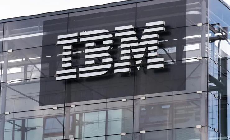 Tech Data cùng IBM tăng tốc độ chuyển đổi số