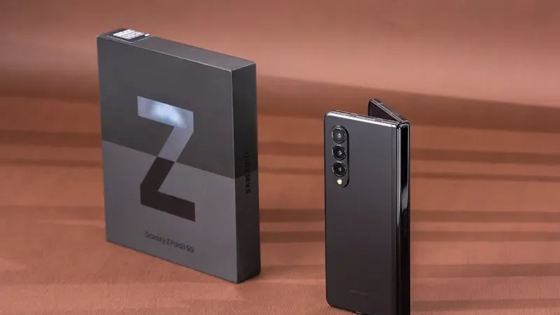 Galaxy Z Fold3 đang được giảm 10 triệu đồng