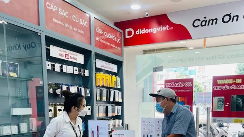 Cửa hàng Di Động Việt tại TPHCM đã đón khách