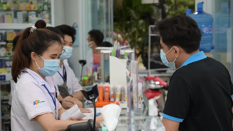 FPT Long Châu luôn đáp ứng các nhu cầu thiết yếu của khách hàng