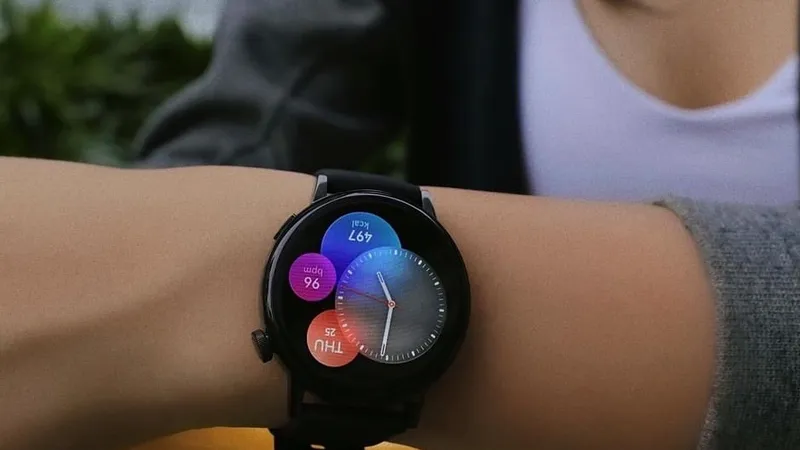 Bộ ba Huawei Watch GT 3 và GT Runner cháy hàng với gần 8.000 đơn đặt trước