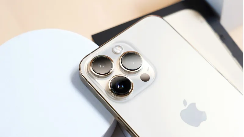 Phone 13 Pro giảm tới 5 triệu đồng