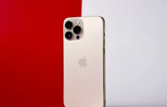 iPhone 13 series hút khách đầu năm 2022