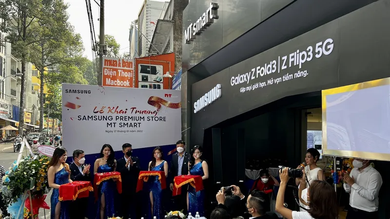 MT Smart, hệ thống Samsung Premium Store chính thức khai trương