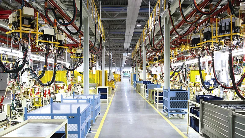 Tự động hóa ra quyết định giúp người lao động không phải ra quyết định khi không có đầy đủ thông tin